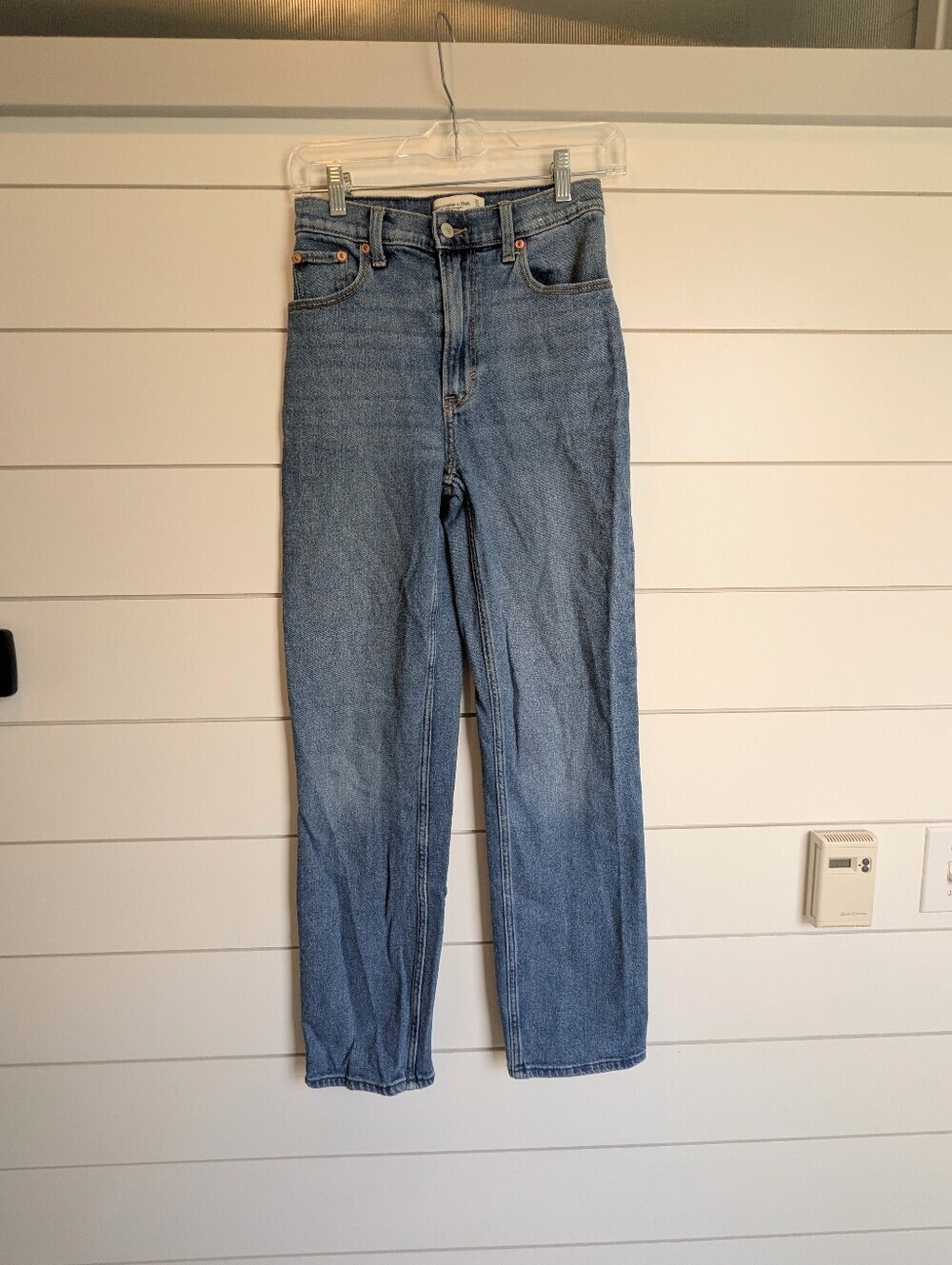 Abercrombie & Fitch 90s Straight Ultra High Rise Jean Size 25 Or 0